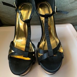 Shoedazzle - Heels - Black/Gold